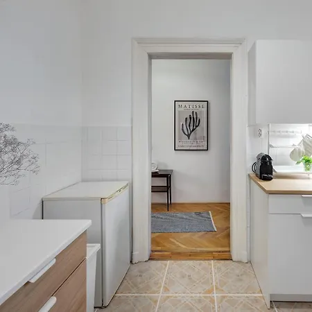 Apartment Felsoerdosor *